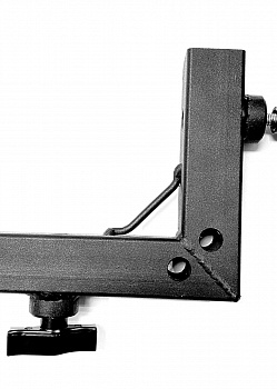 Угол для трубной рамы